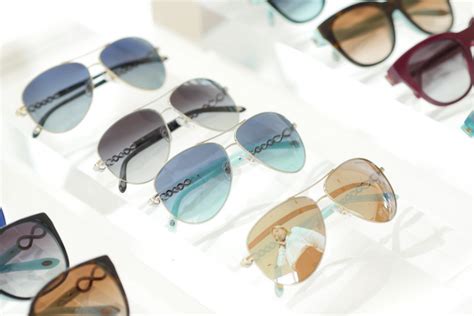 Ladies, Glam Up With Our Top 10 From Luxottica SS’15 Collection